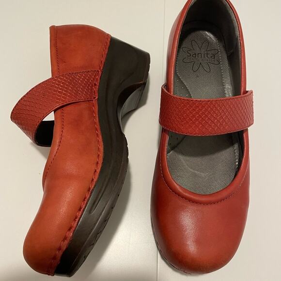 Sanita Brand Women's size 40 Orange Red Mary Jane Style Clogs Shoes Clog - Picture 1 of 7